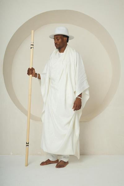 WALKING LINEAGE (Drape Robe with Color-Tipped Staff and Akete Crown)